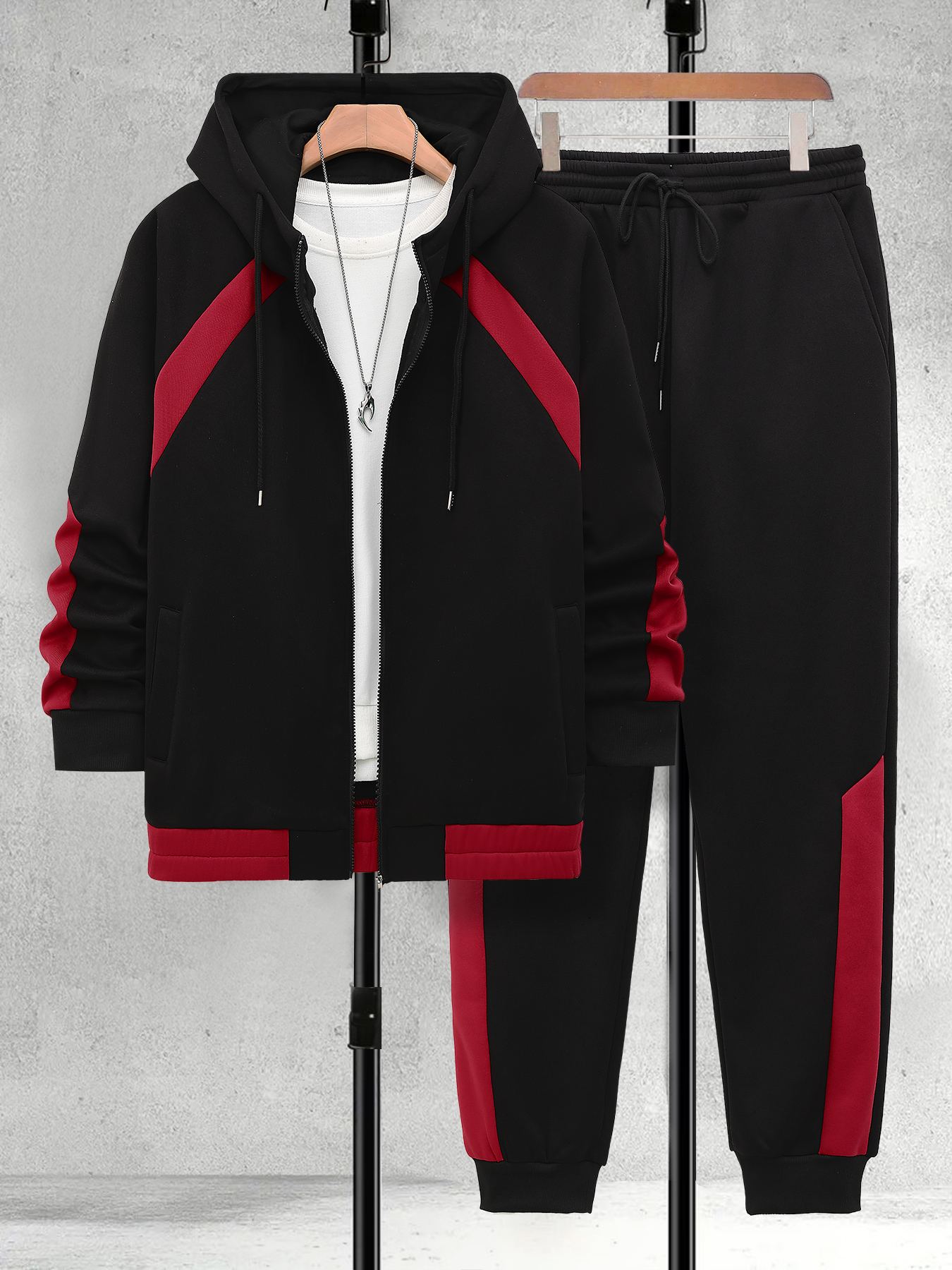 Men's Plus Size Black & Red Co - Embellish Knit avis et prix
