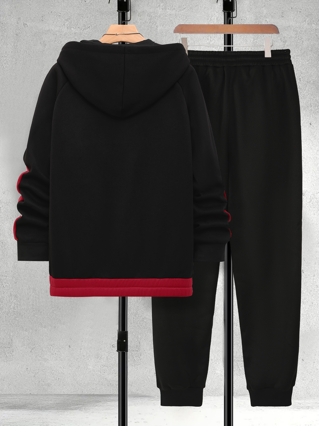 Men's Plus Size Black & Red Co - Embellish Knit avis et prix