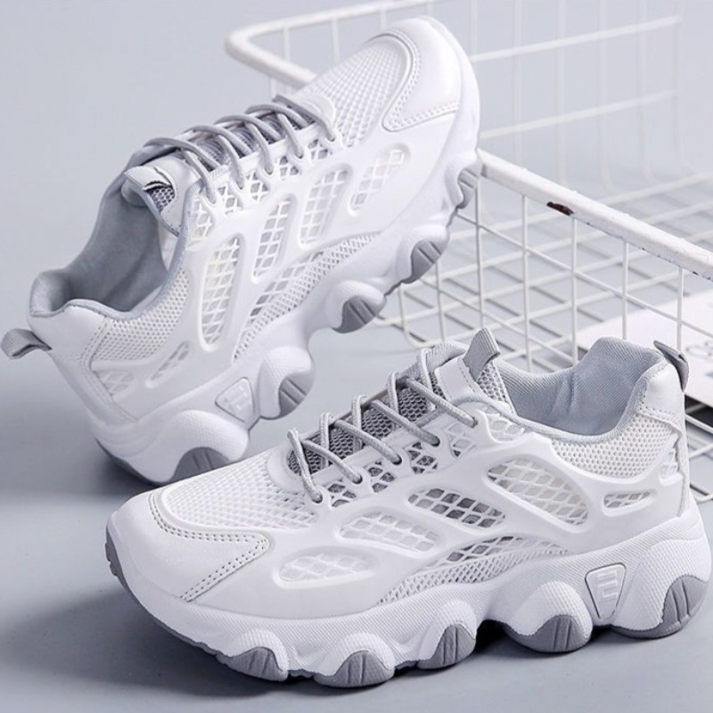 Breathable Mesh Chunky Sneaker - Guipure Lace Panel avis et prix