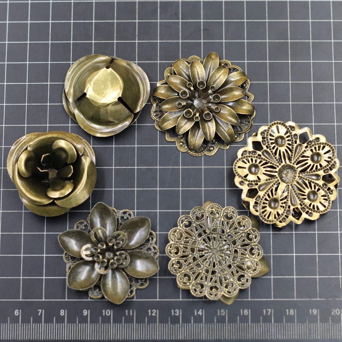 6Pcs Embellishments Combinatio - Embellish Craft avis et prix